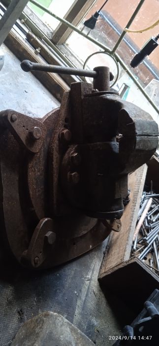 Інструмент слісарний