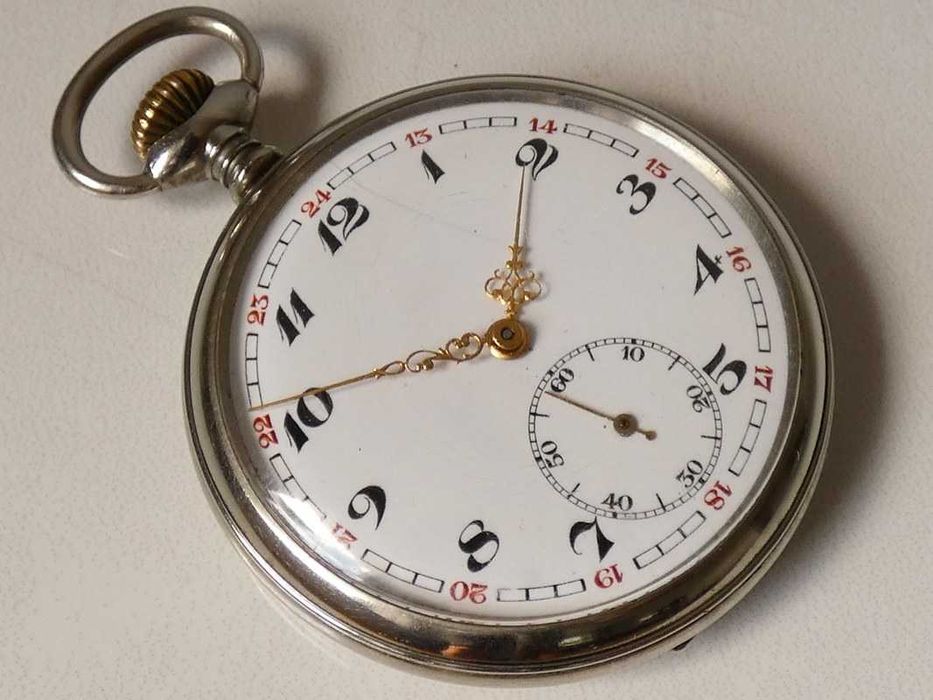 Zegarek kieszonkowy Revue