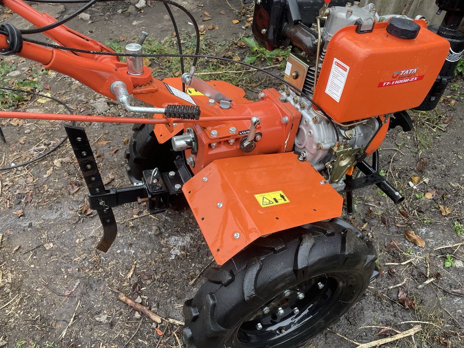 Продаю мотоблок дизельний на 9 лс