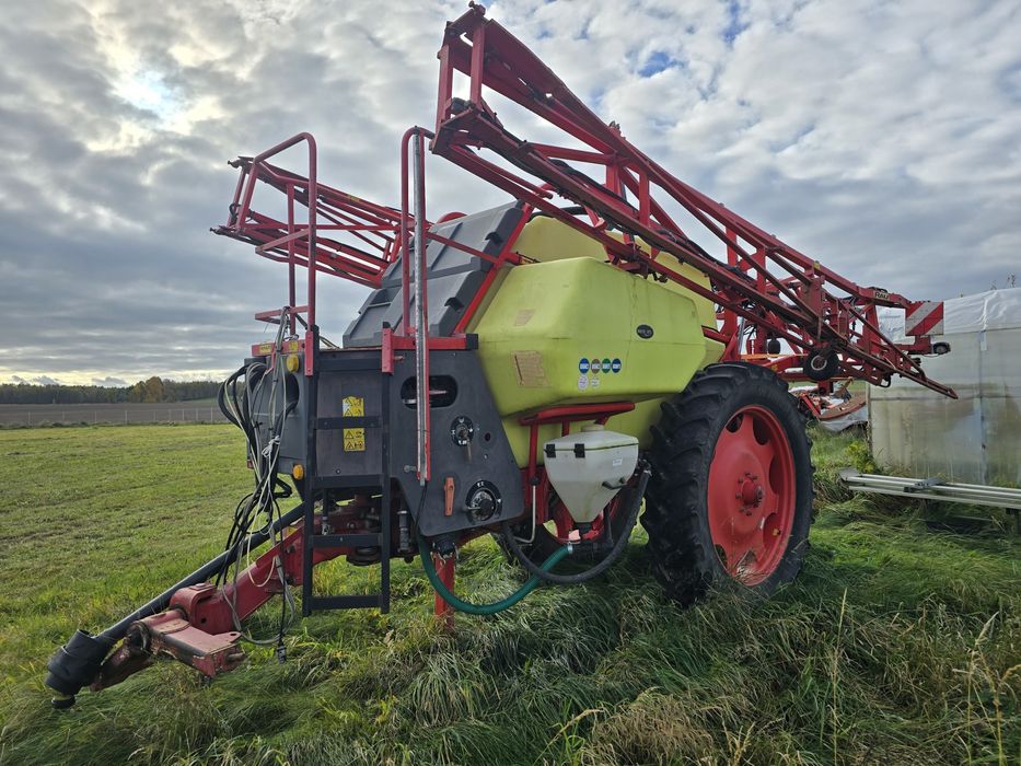 Opryskiwacz zaczepiany RAU Spridotrain GVP 38