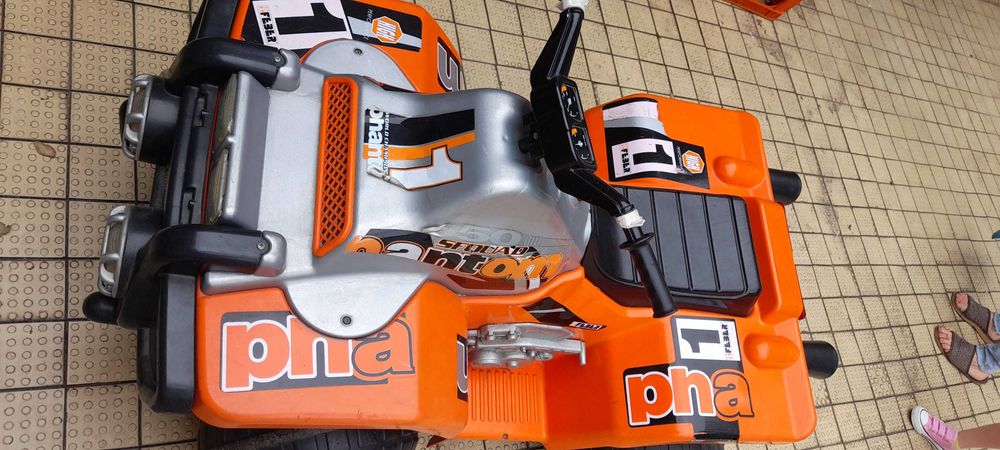 Moto 4 bateria criança