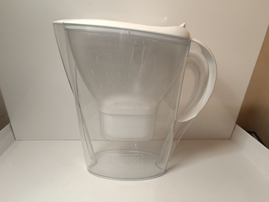 Dzbanek filtrujący Brita.