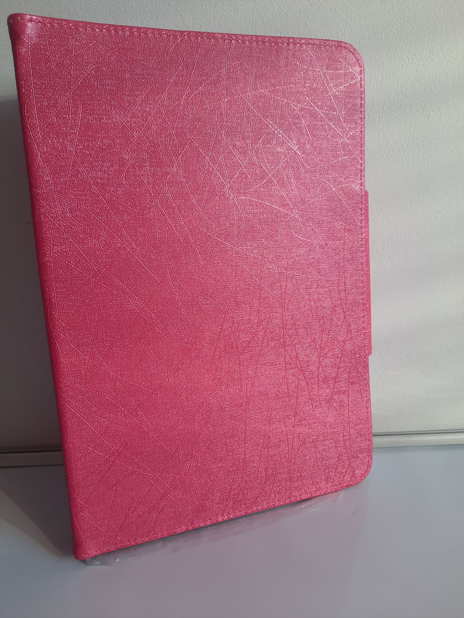 Etui uniwersalny na IPad / Samsung / Huawei mediapad tab z klawiaturą