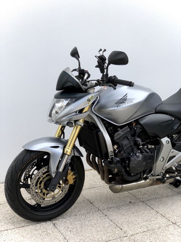 Honda hornet CB600F