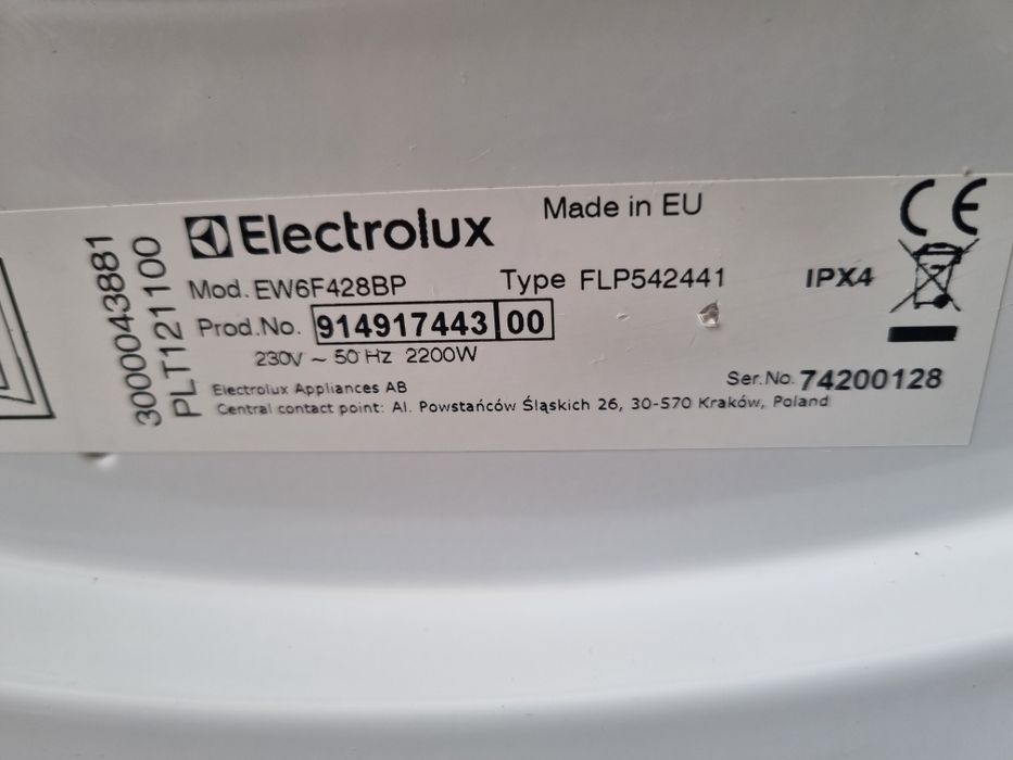 Pralka 3,5 letnia electrolux na 8kg 1200obrotow wirowania.