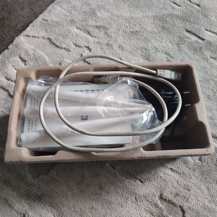 Маршрутизатор netis WF2409E