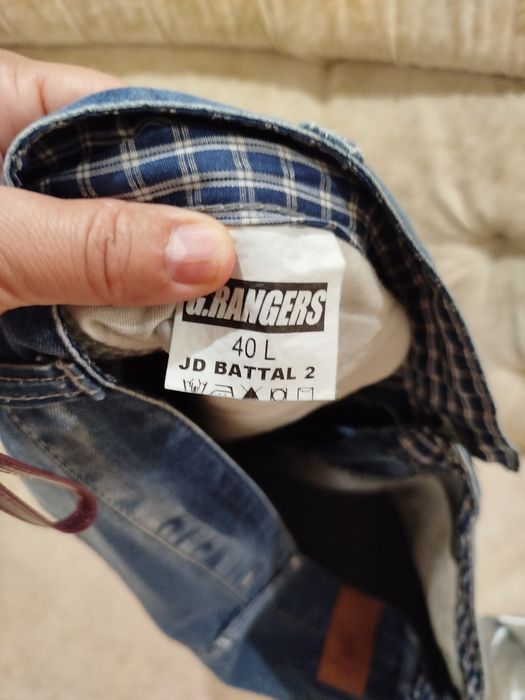 Чоловічі шорти різні