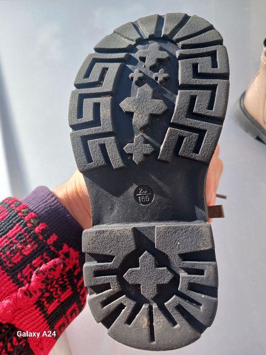 Черевики зимові на дівчинку