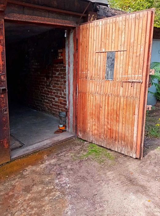 Продам капитальный гараж. Р-н Диагональной