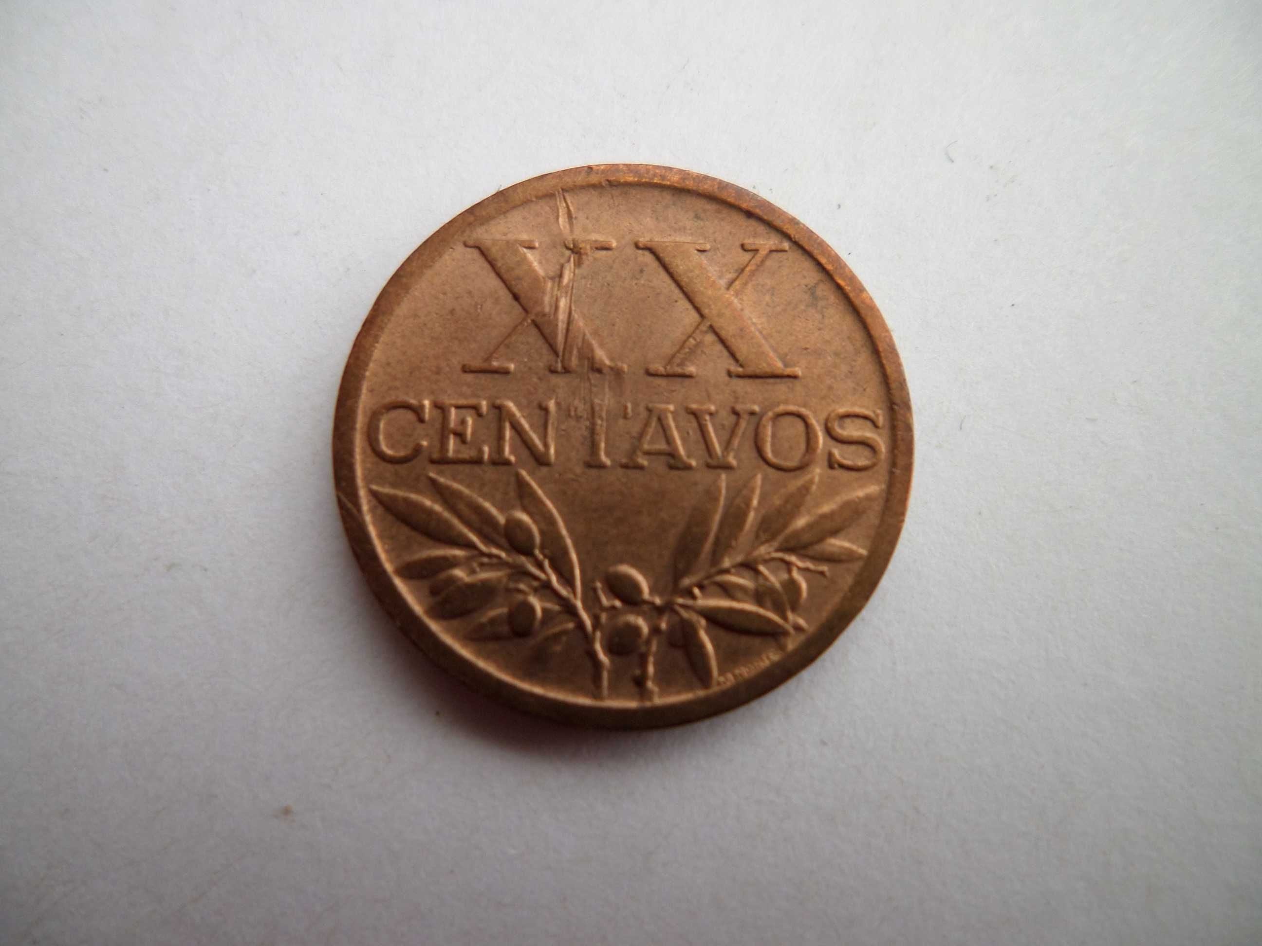 Moeda da Republica Portuguesa : XX Centavos , ano 1949