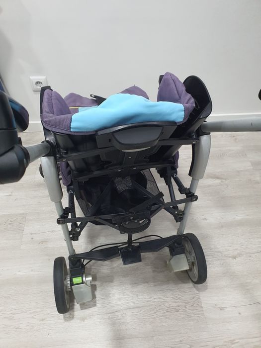 Carrinho de bebé da Chico