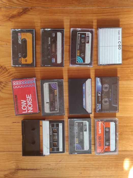 11 sztuk kaset magnetofonowych