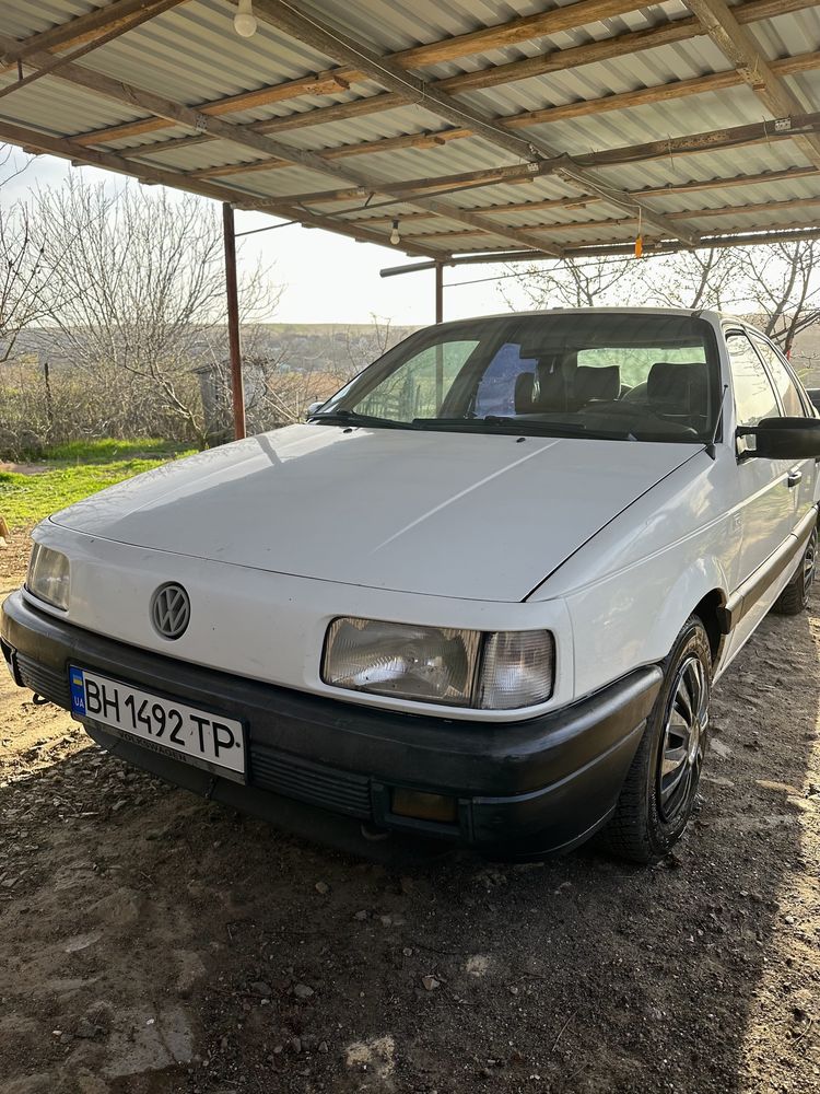 Volkswagen Passat B3 1.8 газ/бенз.