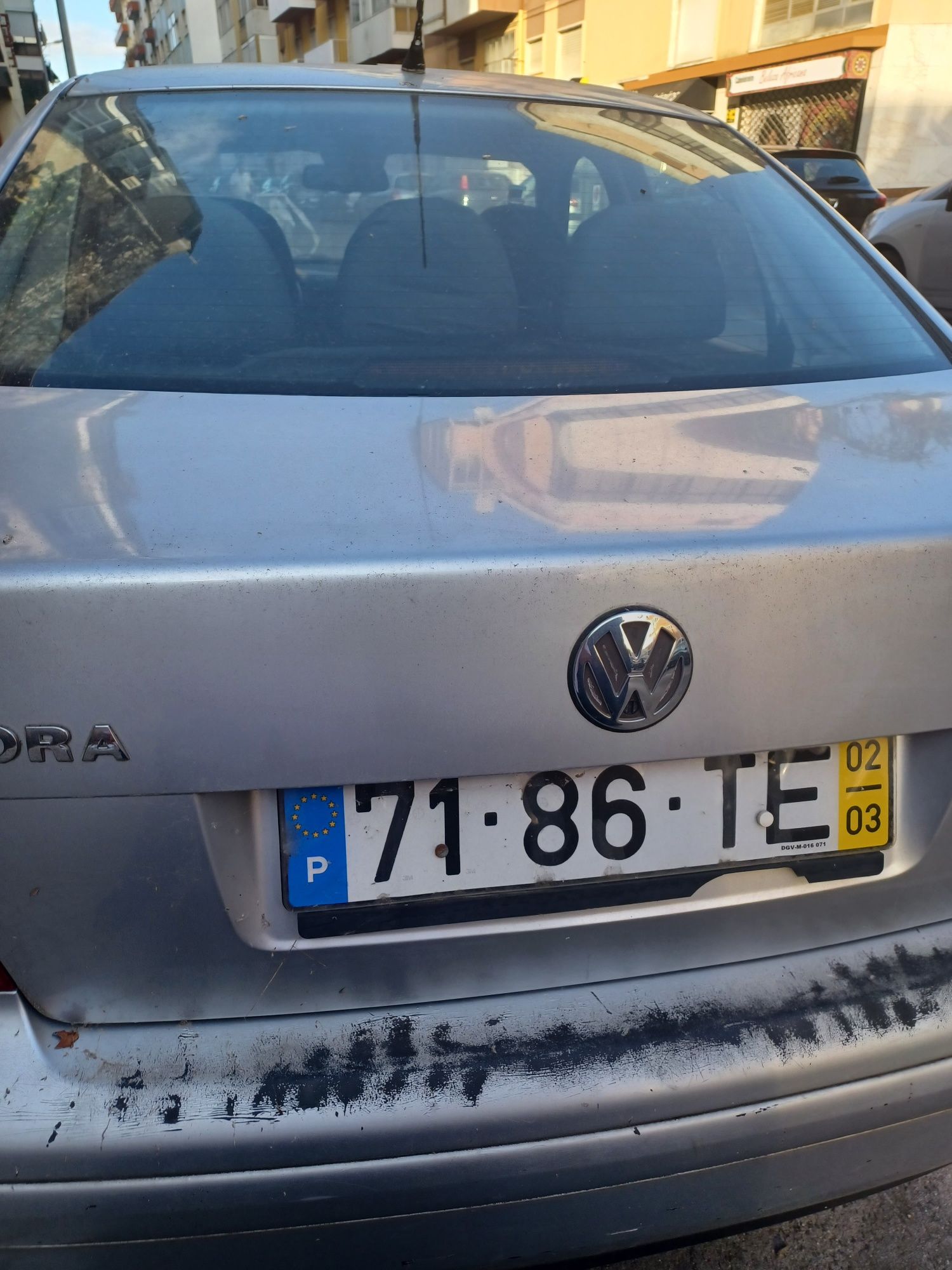 Vendo Bora 1600 com 240000 km