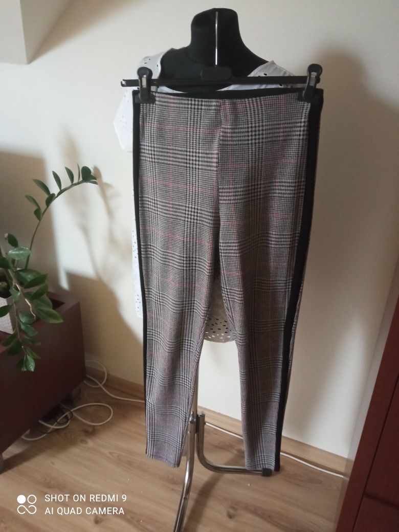 Spodnie legginsy rozm L