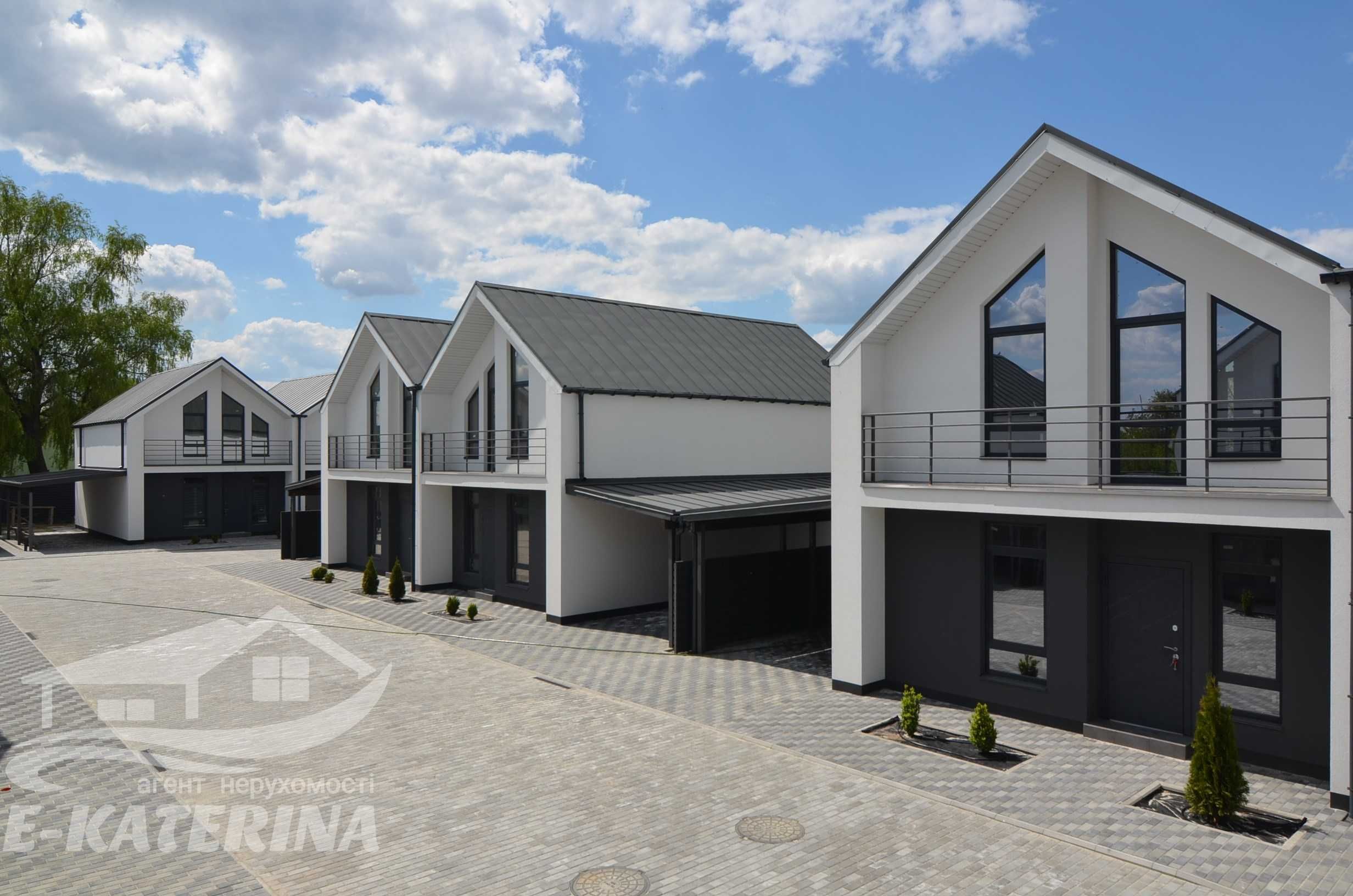 Можливе РОЗТЕРМІНУВАННЯ Продам дім Таунхаус Ремонт під-ключ 30 тис у о