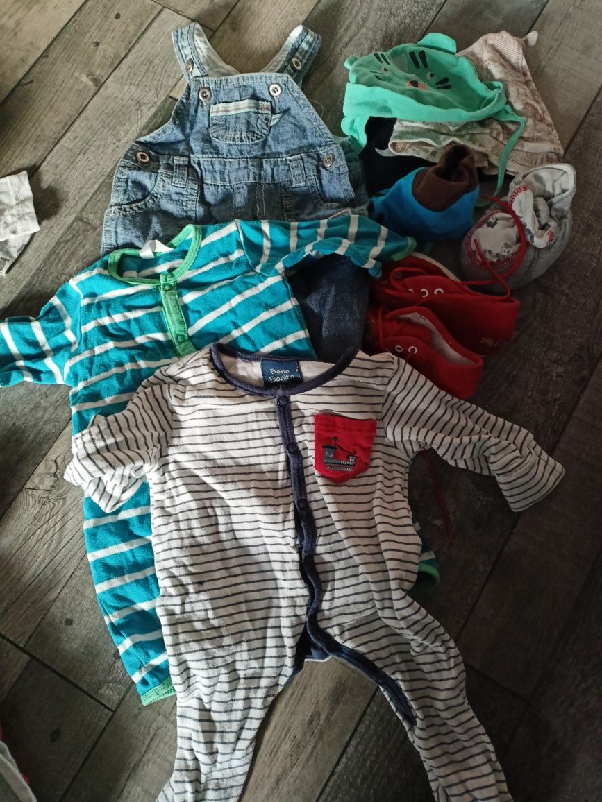 Paka ubrań zestaw 62 - 68 25 szt body bodziaki rampers bluza bluzy kos