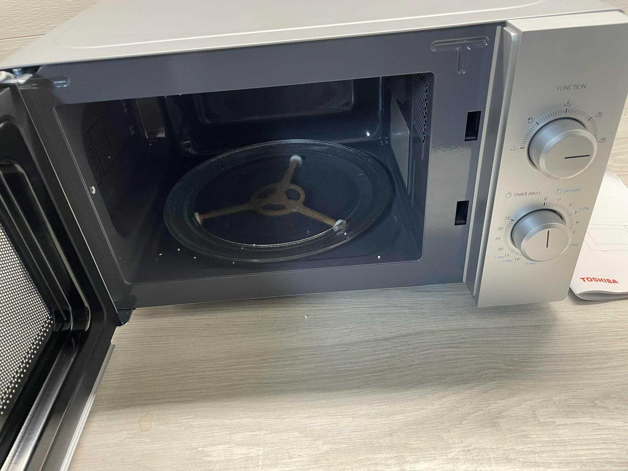 Kuchenka mikrofalowa wolnostojąca Toshiba
