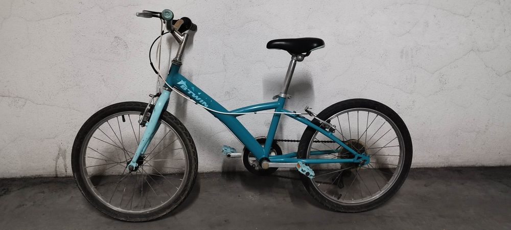Bicicleta criança Btt da Decatlhon roda 20  6 - 9anos