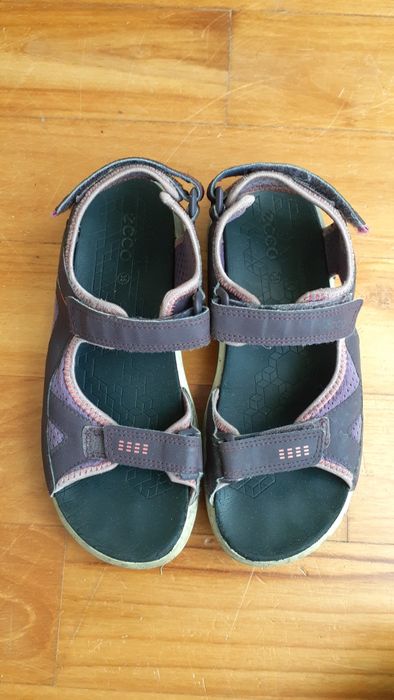 Sandały dziewczęce Ecco rozmiar 35