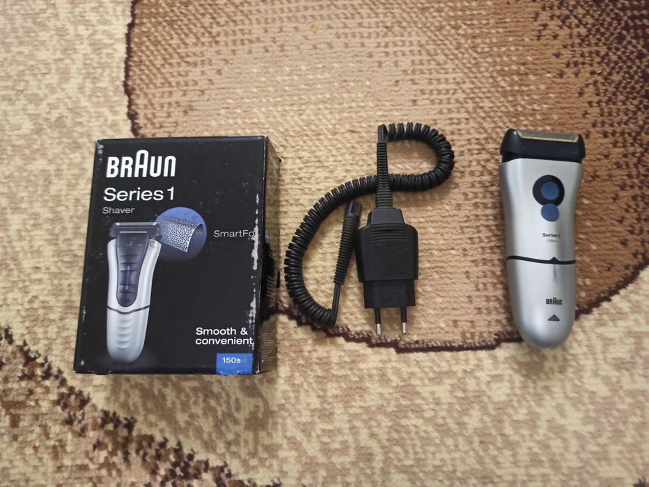 Електробритва BRAUN