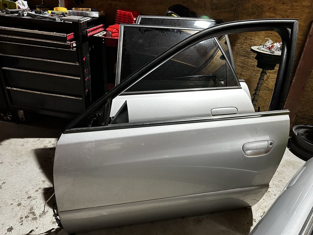 Części zderzak drzwi progi s4 a4 b5 lift