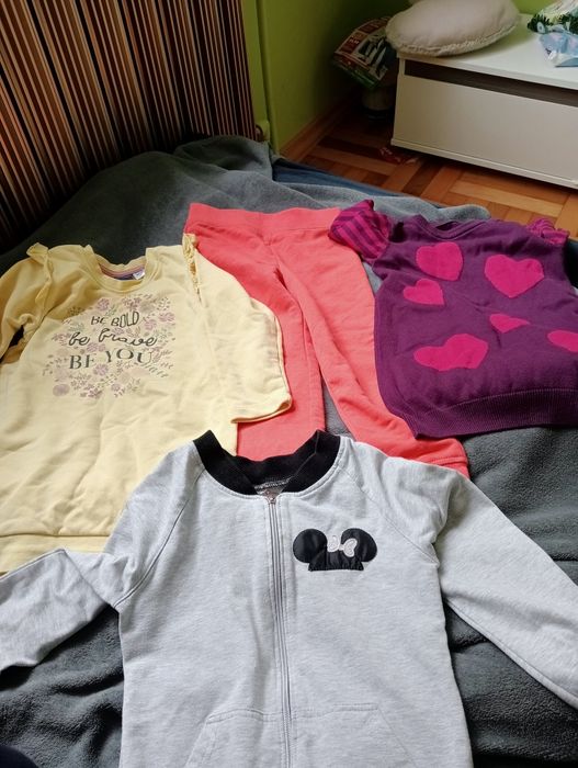 Spodnie dresowe dziewc zestaw,2tuniki, 1bluza Lupilu 98/104