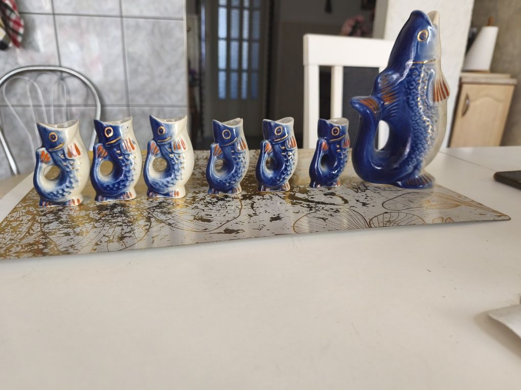 Karafka z kieliszkami