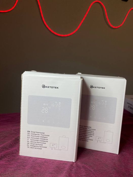 Термостат розумний KETOTEK і MOES Matter