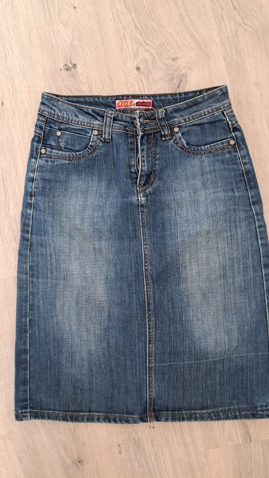 Spodnica jeansowa z rozporkiem roz.36