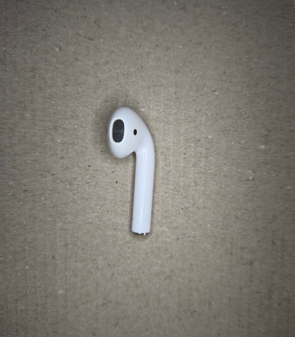 Лівий навушник Airpods 2 Original