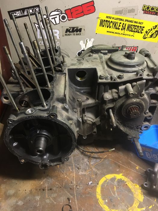 Kawasaki gpz 550 częsci+honda vf750 magna rc07