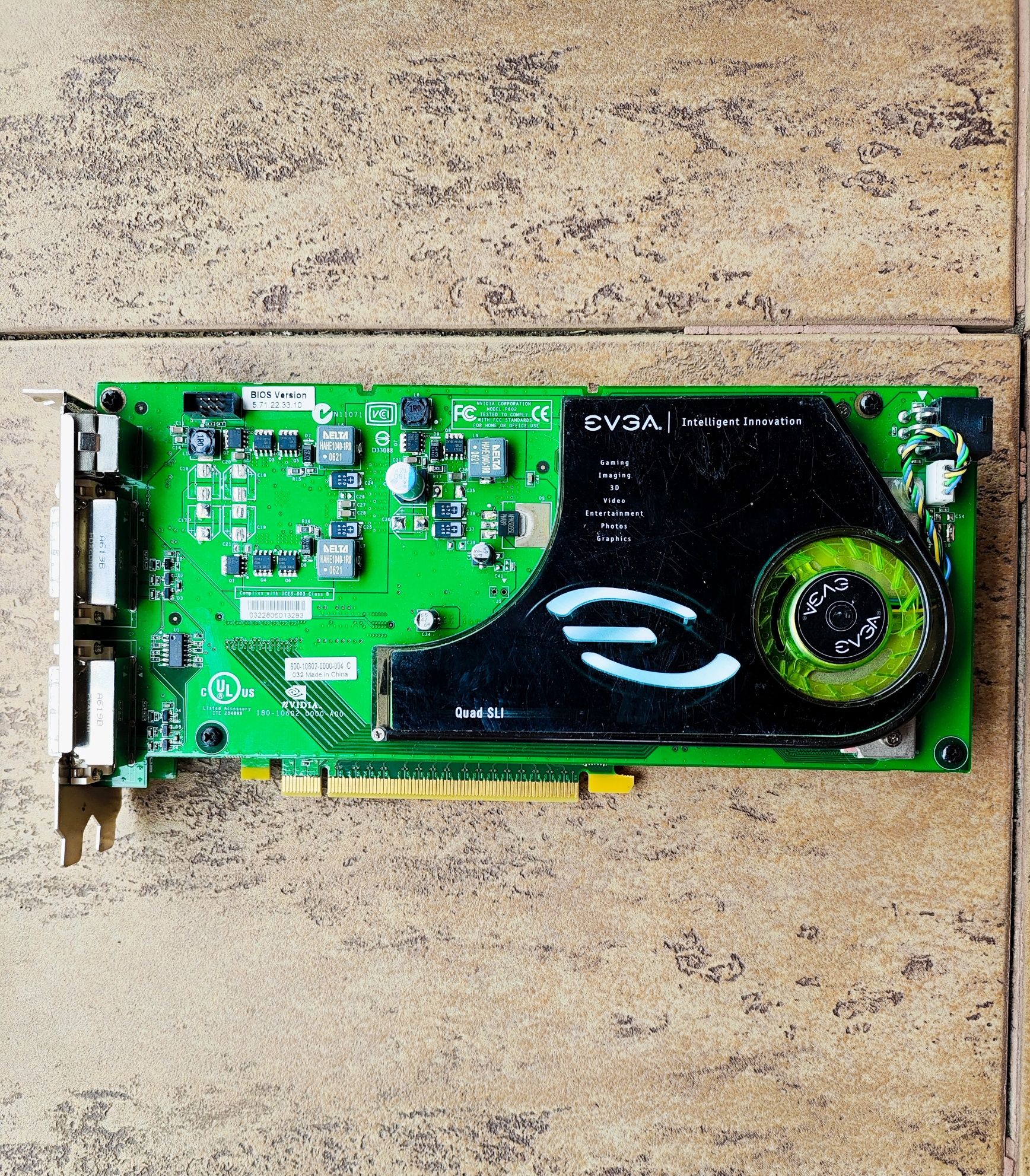 Відеокарта GeForce 8800 GTX не робоча