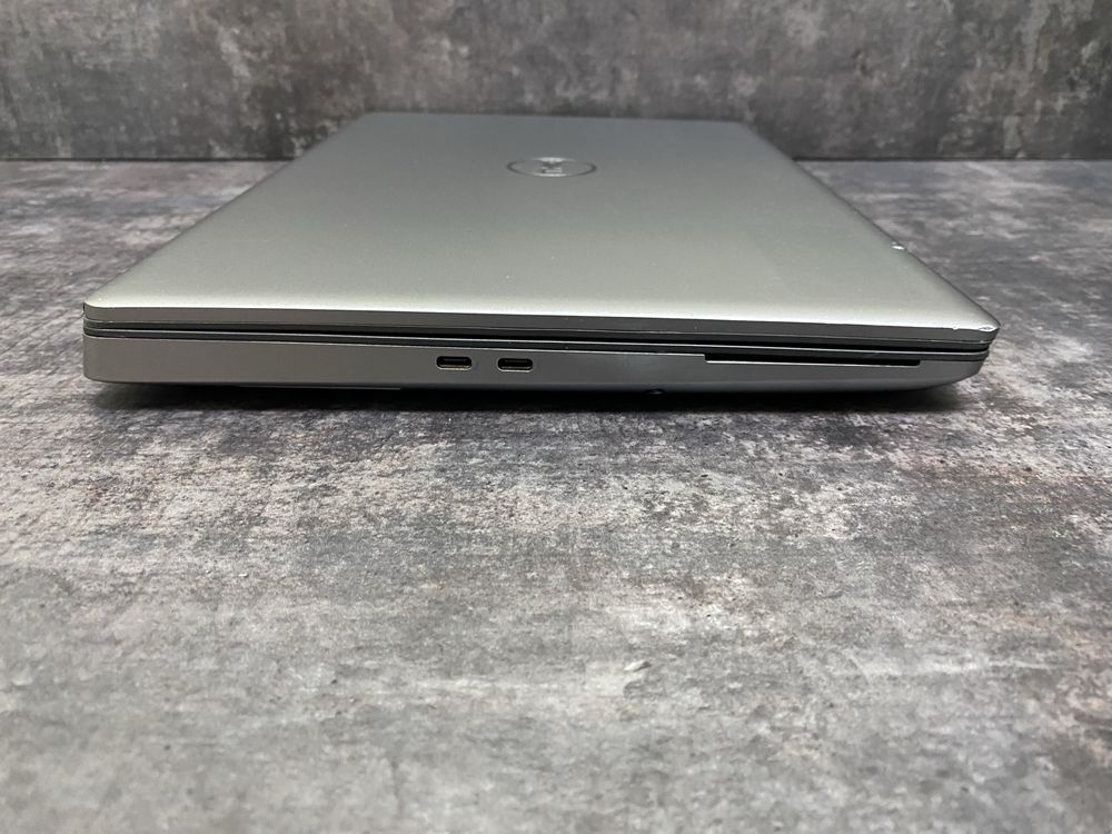 Dell Precision 7550 і7-10875H 8ядер 32Gb 512Gb FHD IPS 15,6” T2000 4Gb