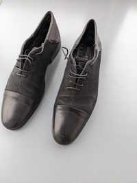Туфлі  Emporio Armani 40 -41 розмір для худої ноги