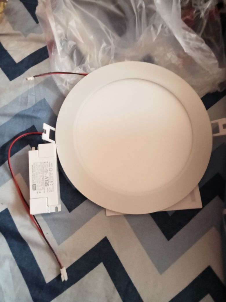 Oprawa LED trilux AVIELA CO7