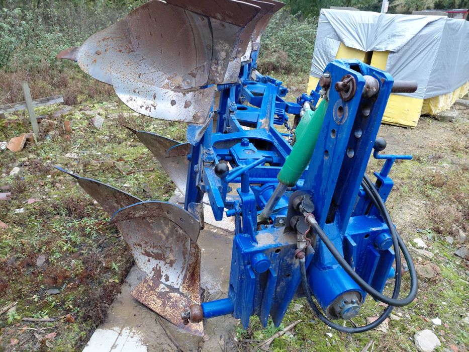 Pług obrotowy Rabewerk 3+1