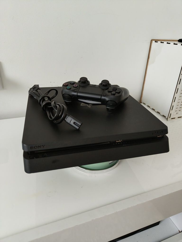 Sony PlayStation 4 slim 500 ГБ ігрова приставка PS4 slim