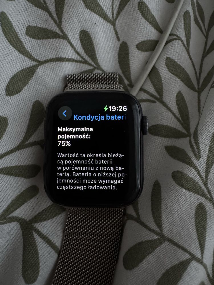 Apple Watch Series 6 (GPS + Cellular) 44mm