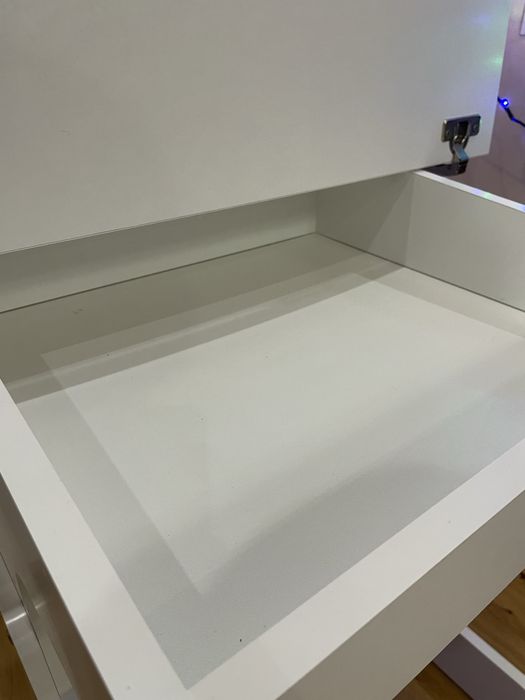 Дитячий стіл парта і стілець