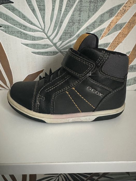 Geox półbuty na rzepy 24