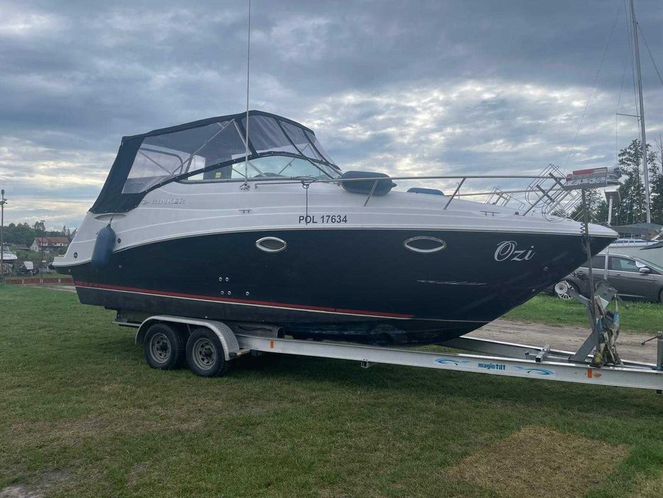 Jacht motorowodny Rinker 260