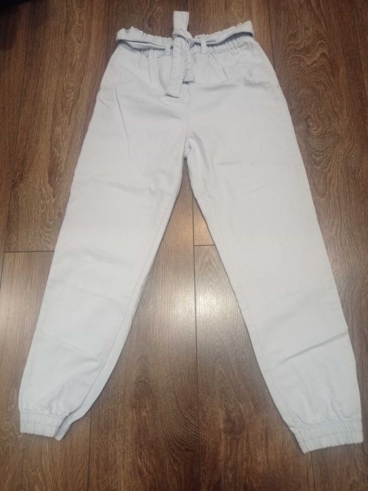 Jeans dziewczęcy 152