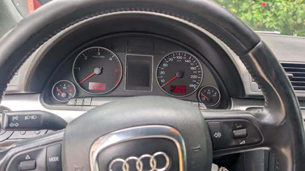 Sprzedam Audi a4b7 quattro