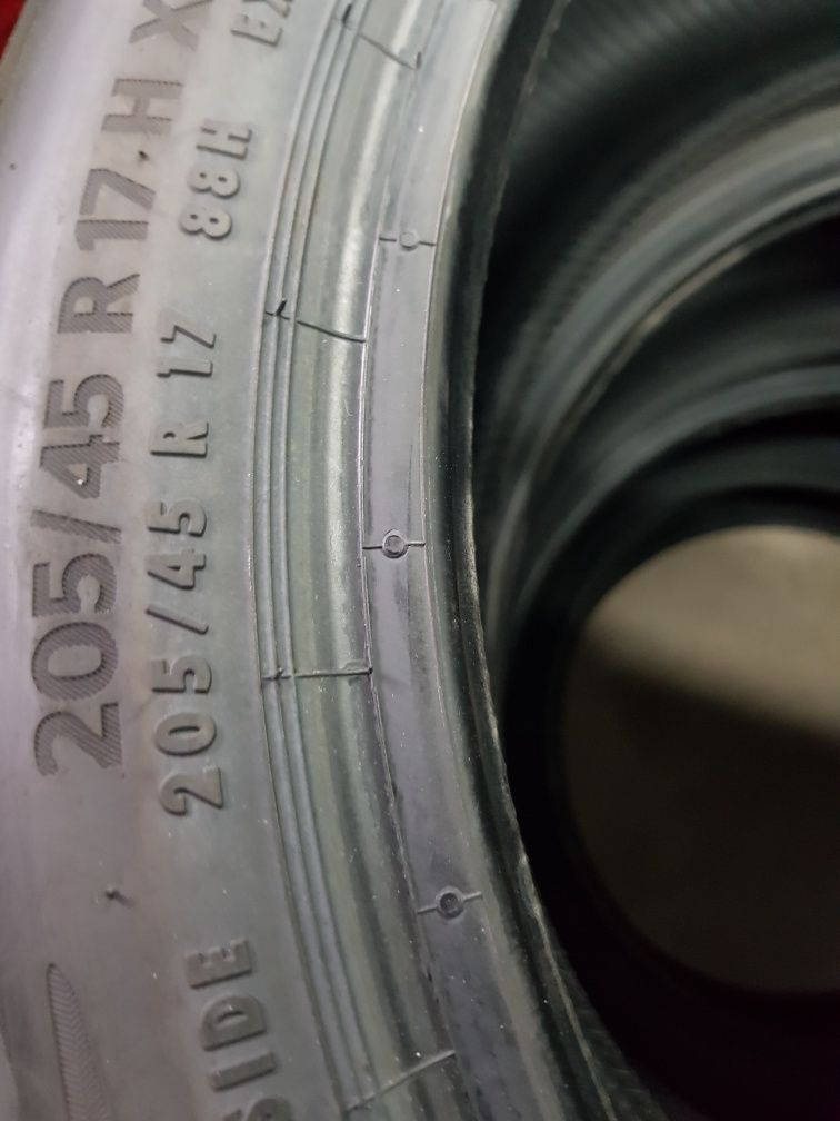 Opony Letnie Nowe Demo R17 205/45 Continental-22rok
