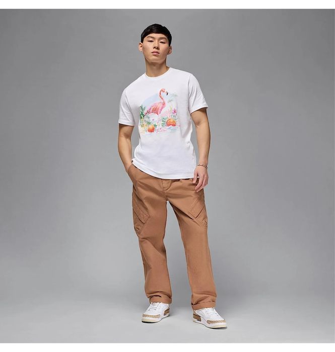 Футболка UNISEX Air Jordan Ess Flamingo Ss Crew White HJ2399-100