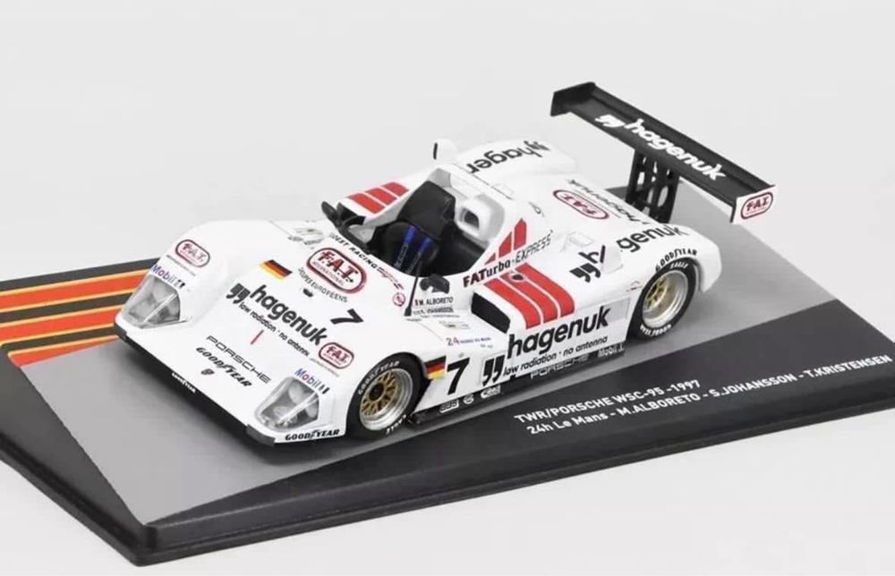 Varios modelos de miniaturas porsche escala 1/43