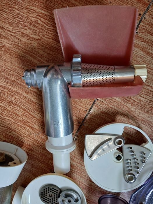 Кухонный комбайн Мрия по частям..