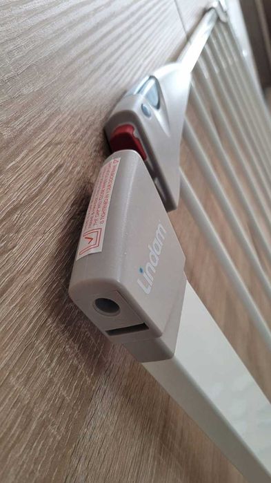 LINDAM Barierka rozporowa Bramka Na Schody 76-82 cm Sprawdź Zdjęcia