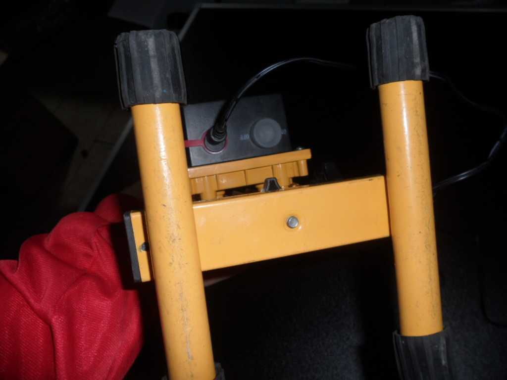 Foco LED Recarregável POWERFIX PLS 10 A3